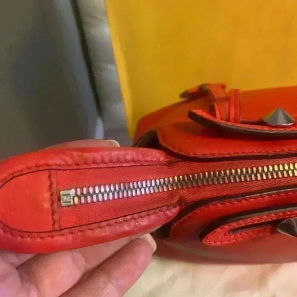 Fendi Medium Orange Leather 2Way Handbag Shoulder Bag Pre-Owned - Picture 16 of 16